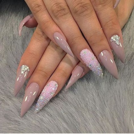 Classy Stiletto Nails Designs