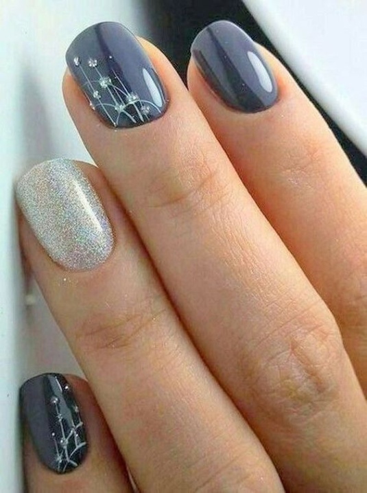 Backdate 4 + Trendy Winter Nail Art Ideas For