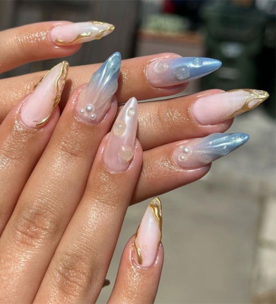 Backdate 4 Under The Sea + Seashell Nail Art Ideas : Glam Mermaid Stiletto