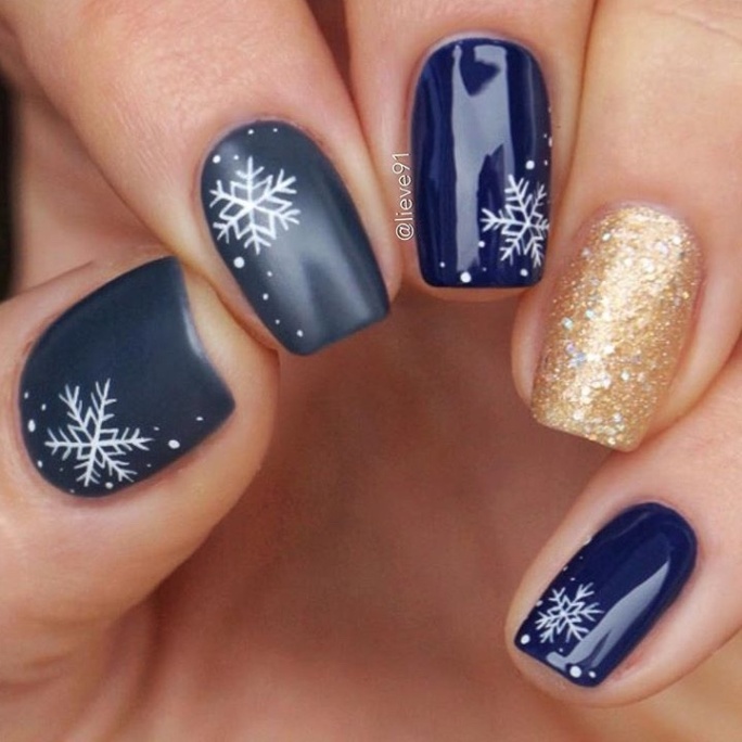 Backdate 5  Sensational Snowflake Nail Designs To Try - SoNailicious