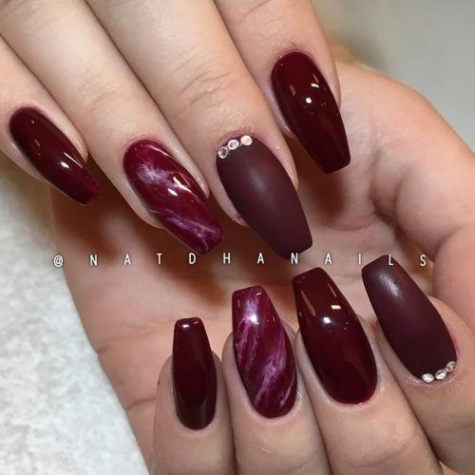 Niche Utama 1  Burgundy Nails That You Will Fall In Love With