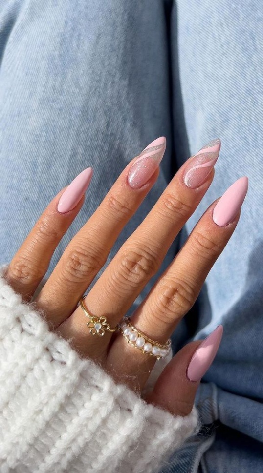 Niche Utama 1  Playful Pink Nail Art Designs For Every Occasion : Shimmery