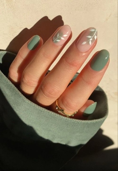 Niche Utama 1  Sage Green Nails Worth Checking Out - Inspired Beauty