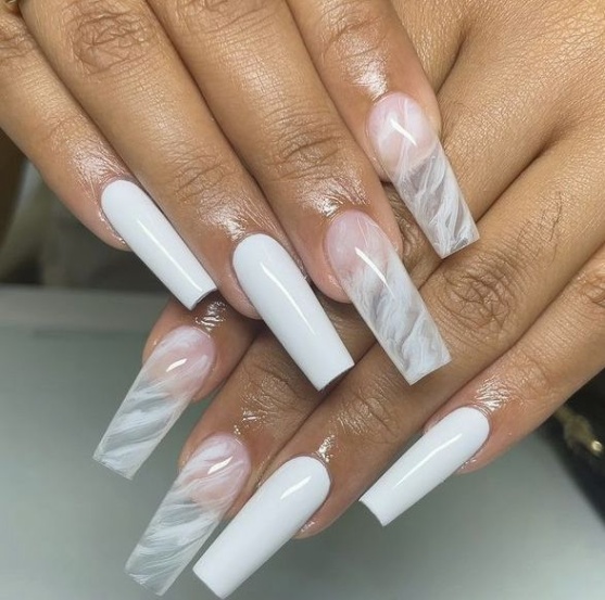 Niche Utama 1 White Acrylic Nails