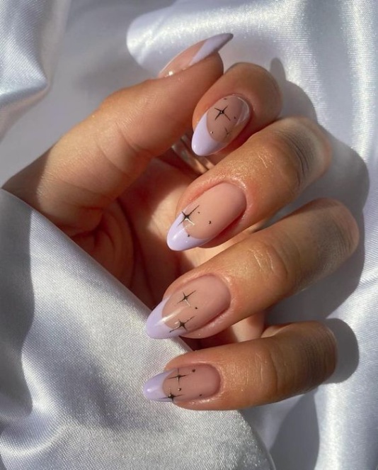 Niche Utama 2 + Almond Nails Inspiration Photos For Your Next Manicure