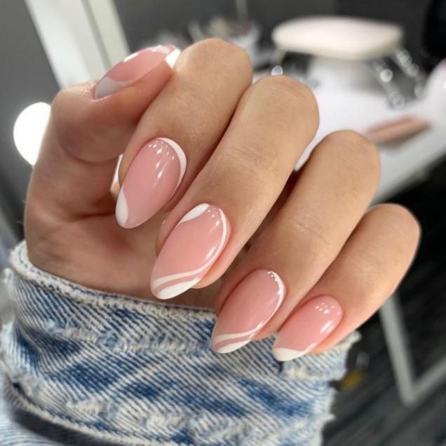 White Nail Designs 2022