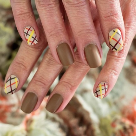 Niche Utama 2  Best Thanksgiving Nails  To Get A Festive Look