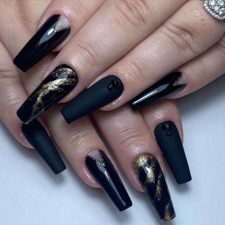 Gold /black Nail Designs