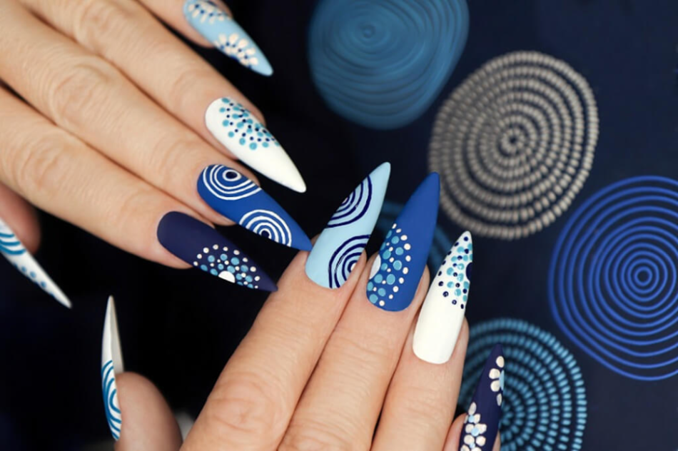 Niche Utama 2  Eye Catching Blue Nail Designs That You Must Try In !