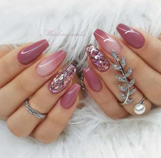 Niche Utama 2 Fascinating Nail Art Ideas To Impress And Inspire You  Hike N Dip