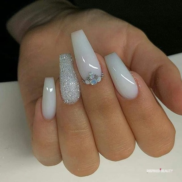 Niche Utama 2  Gorgeous White Nail Designs - Inspired Beauty