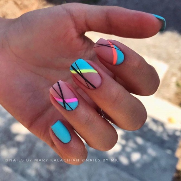 Niche Utama 2 + Totally Hip Summer Nail Designs Your Friends Will Envy