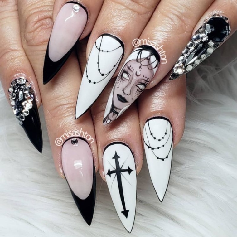 Niche Utama 2  Trendy Witch Nail Art Designs For Halloween  Halloween Nail