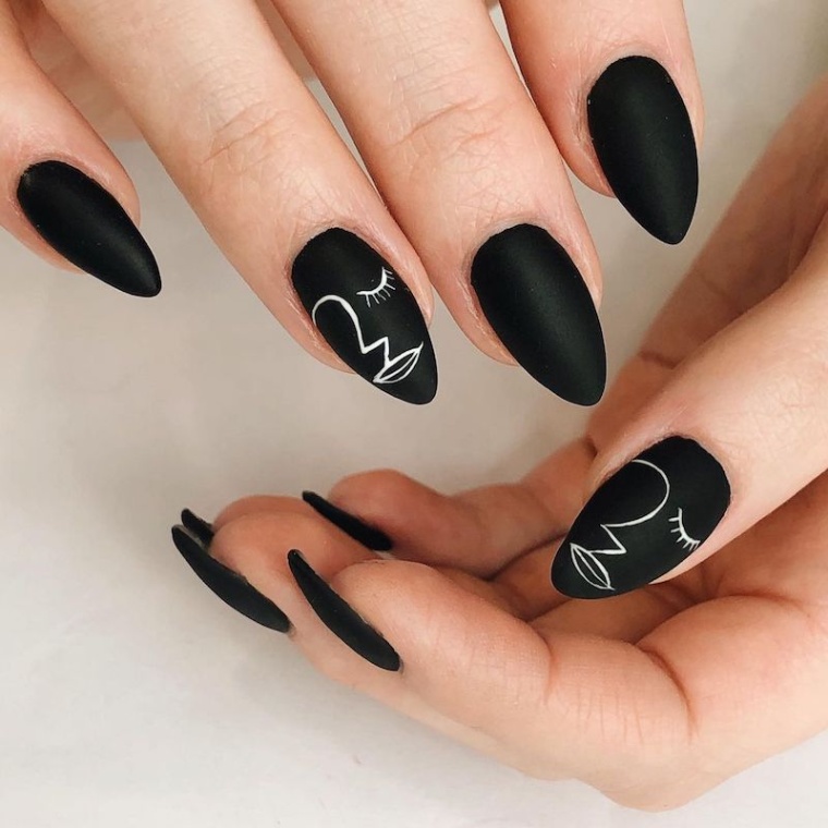 Niche Utama 2  Zero Shine, Matte Black Nail Looks